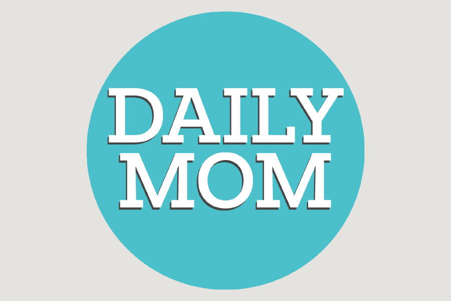 Daily Mom Logo Large